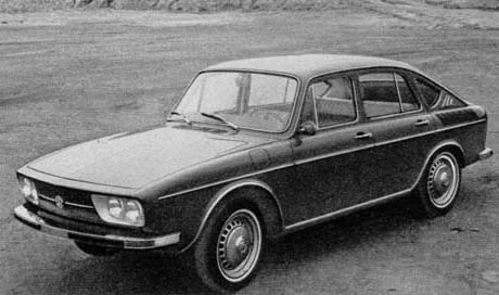 VW_Fastback_4_portes_Brasil_1972-1.jpg